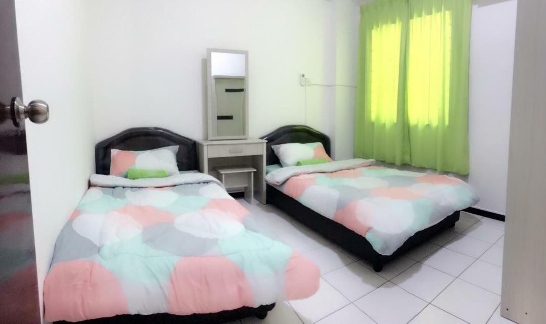 Api Api Centre Apartment Homestay Кота Кинабалу Екстериор снимка